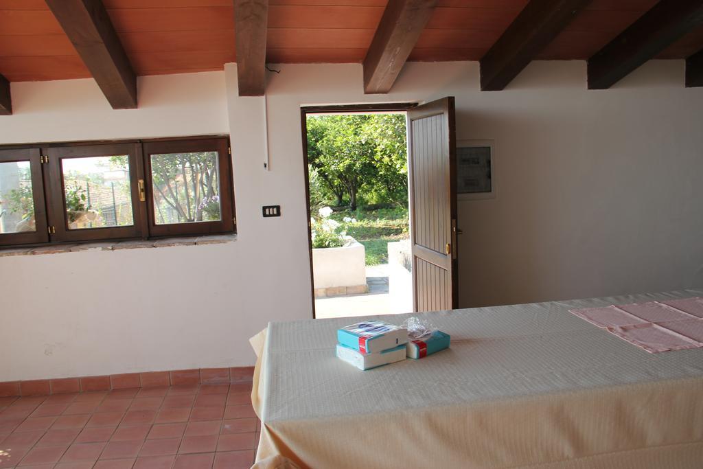 Gli Aranci Dell'Etna Villa Маскали Екстериор снимка